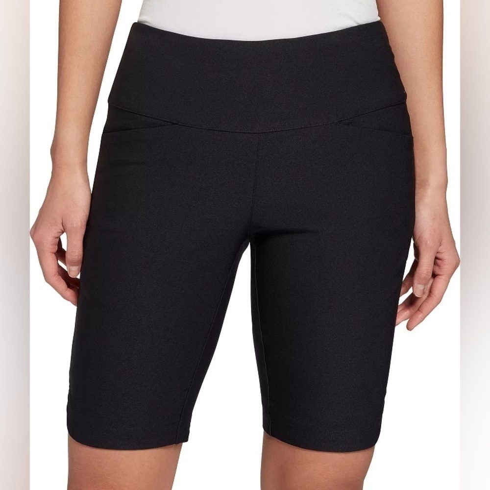 NWT Lady Hagen Women’s Sculpt 10” Pull On Golf Shorts in Black in size XS